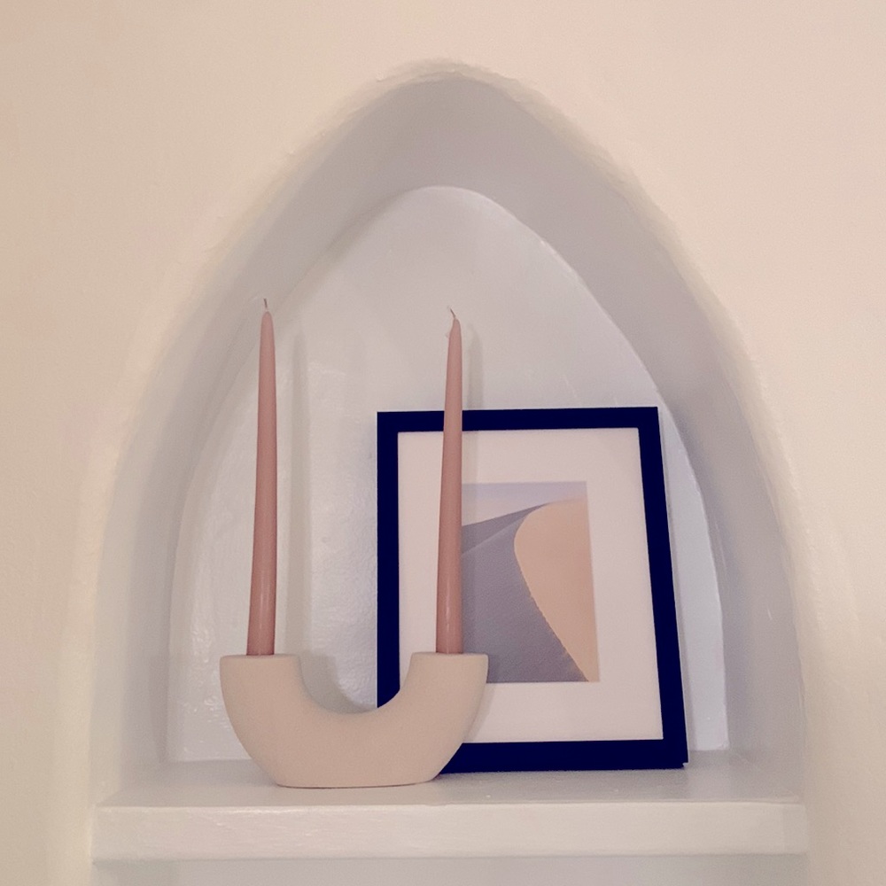 Modern candle holder